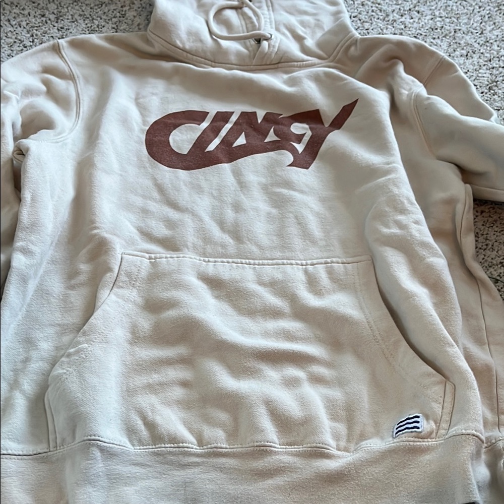Cincy Cream Hoodie. Gently worn. Large but can fit S-L